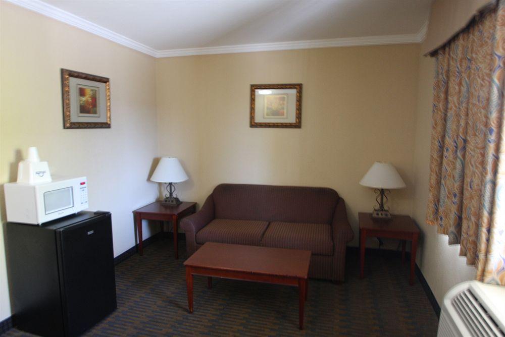 Days Inn & Suites Sdsu - La Mesa - San Diego Экстерьер фото